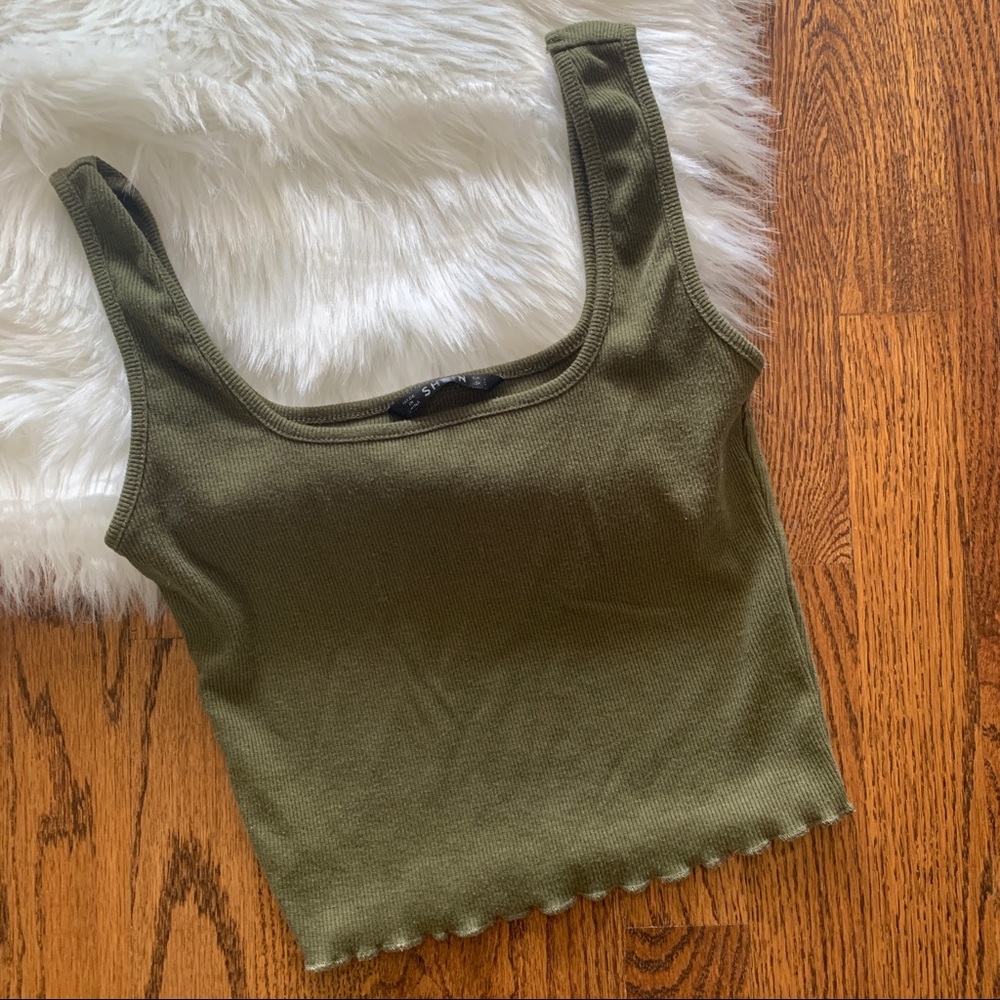 SHEIN Green Cropped Tank Top